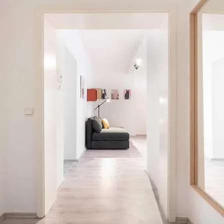 Floor Next To Marienplatz * ミュンヘン